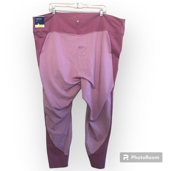 Old Navy Active Extra High-Waisted PowerChill Two-Tone Compression Leggings 4X - Picture 2 of 12